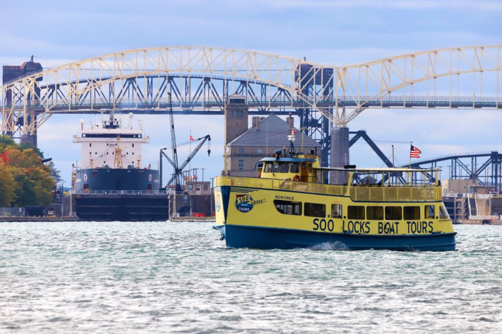 Famous-Soo-Locks-Boat-Tours-01-1024×683