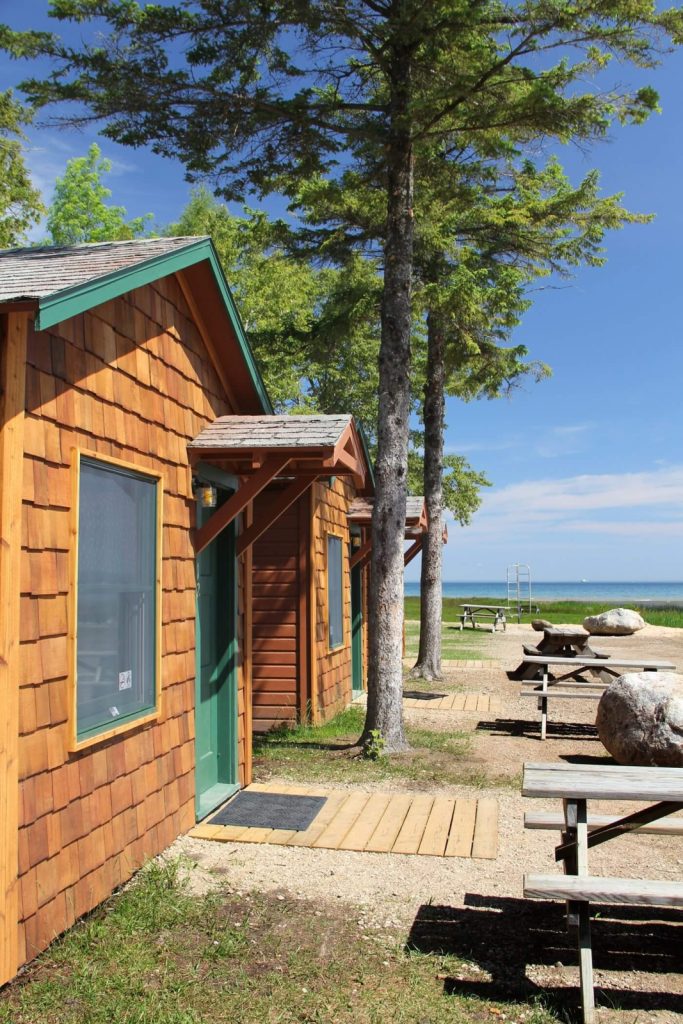 Mackinac-Lakefront-Cabins-04-683×1024