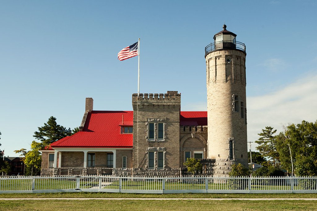 Old-Mackinac-Point-Lighthouse-05