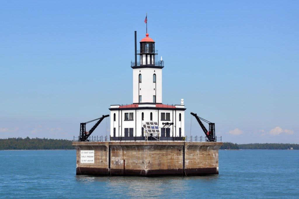 Sheplers-Lighthouse-Cruises-09-1024×680