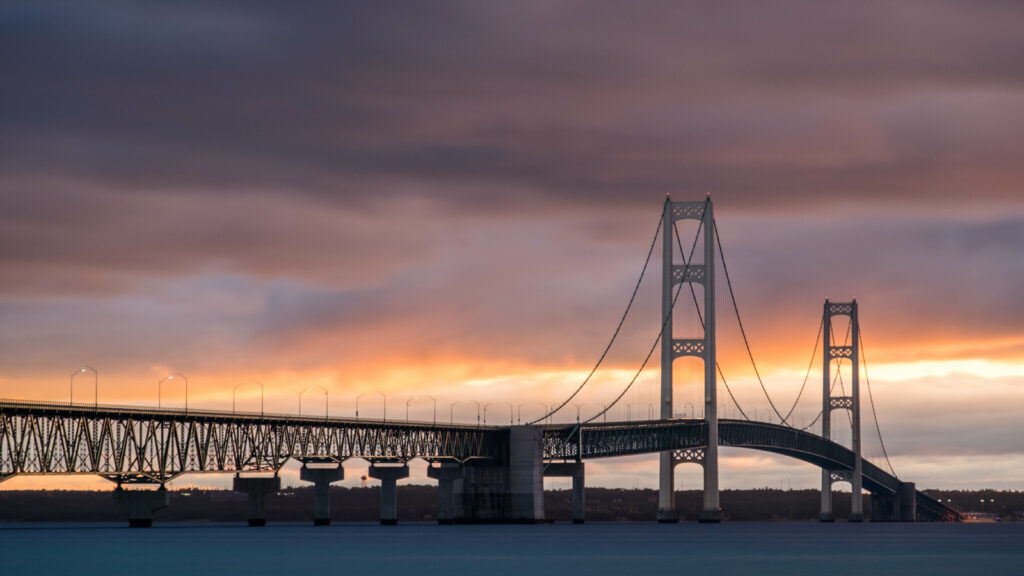 mackinac-bridge-01