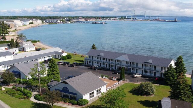 Sunrise Beach Motel