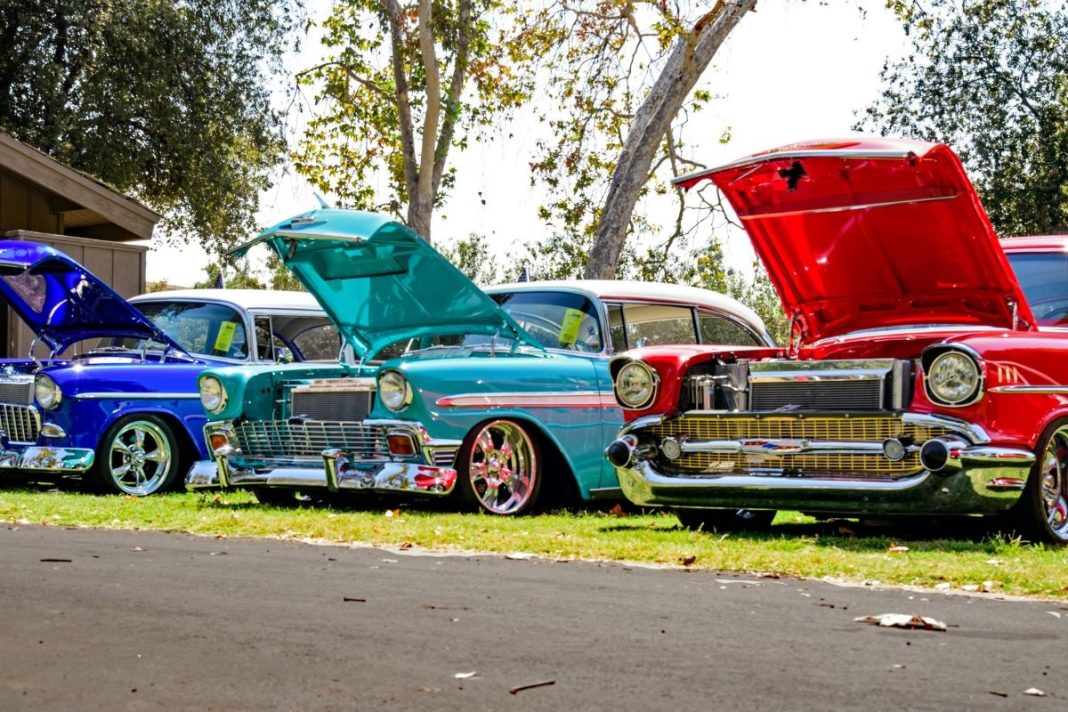 car shows 1068x712
